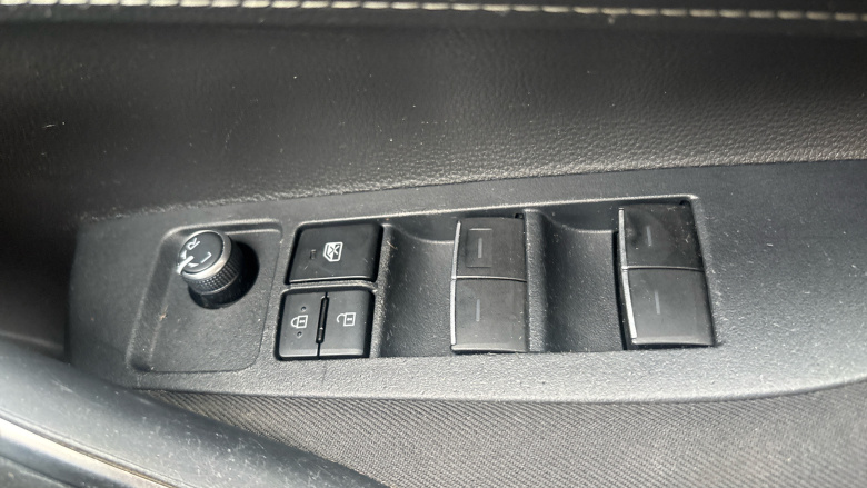 Toyota Corolla 1.2T VVT-i Icon 5dr Petrol Hatchback